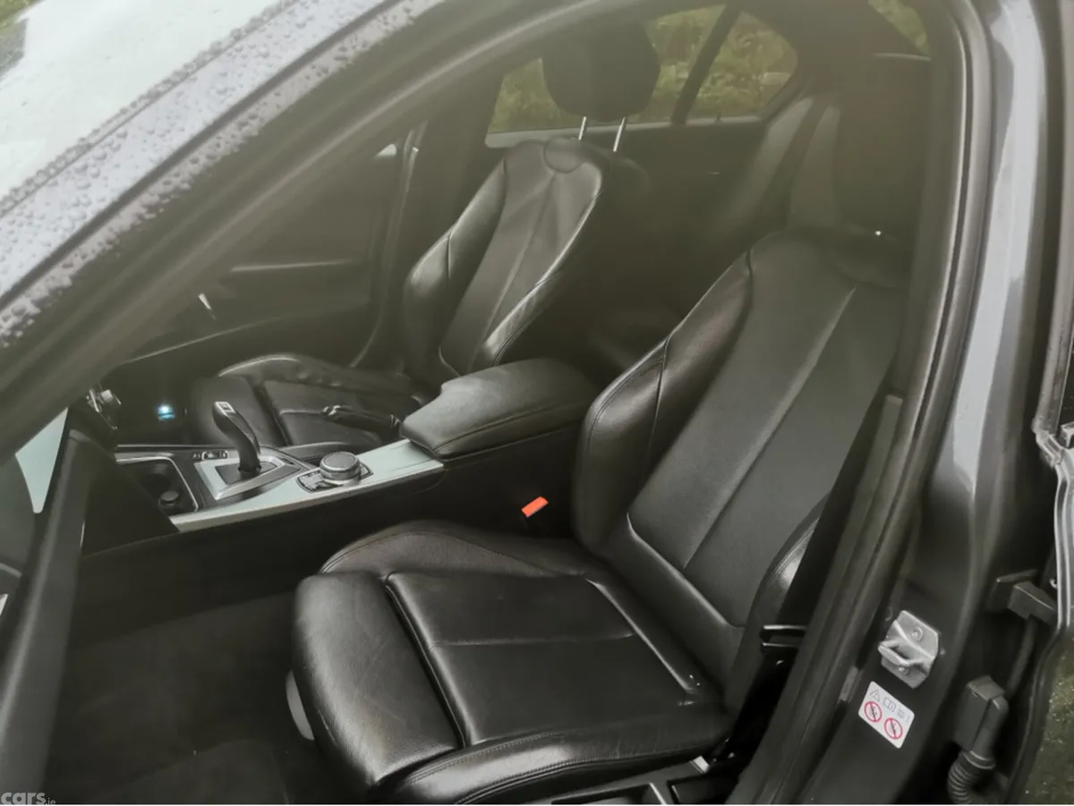 BMW 3-Series Saloon, Petrol Plug-in Hybrid, 2017, Grey