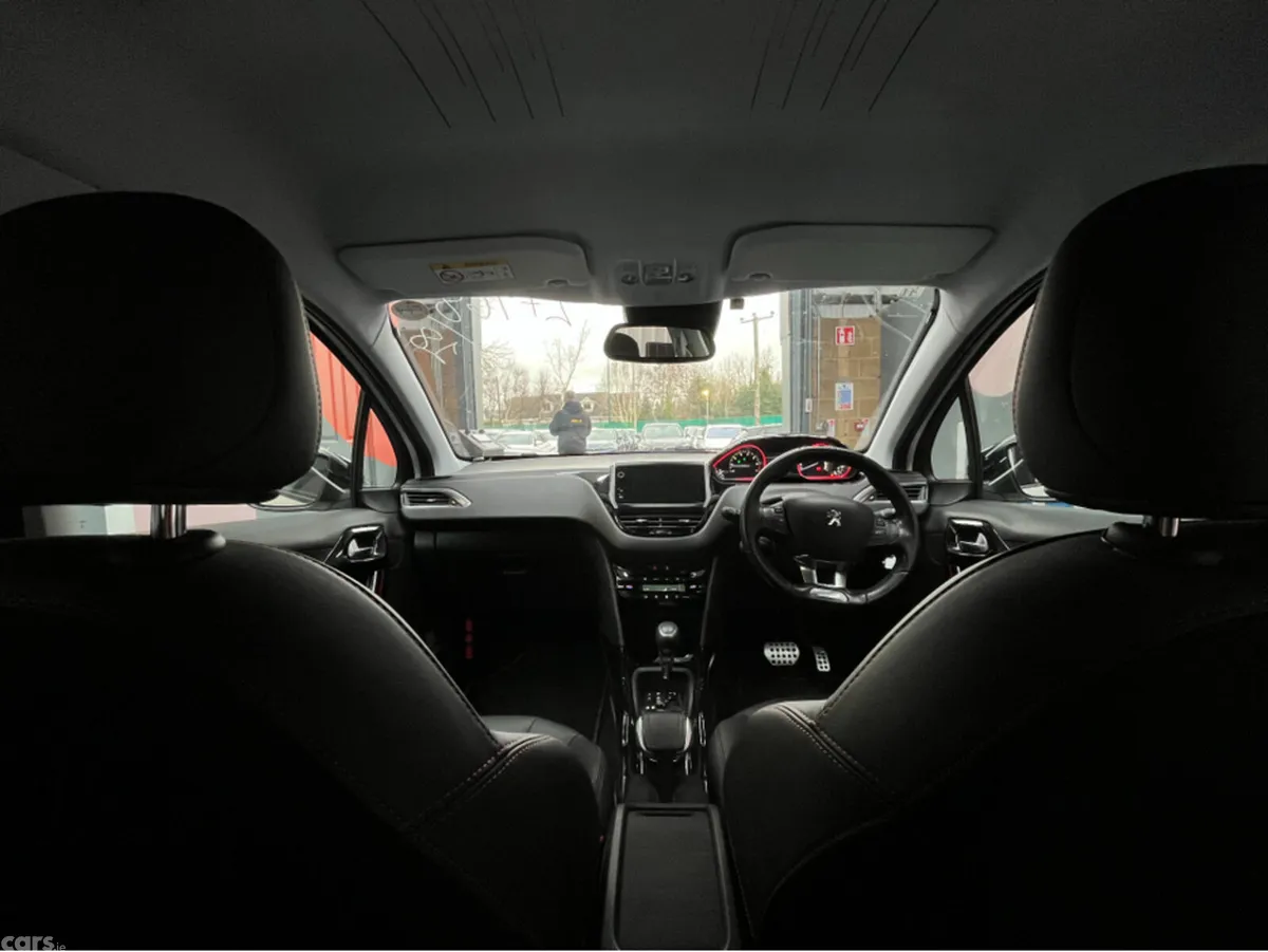 Peugeot 2008 SUV, Petrol, 2018, White