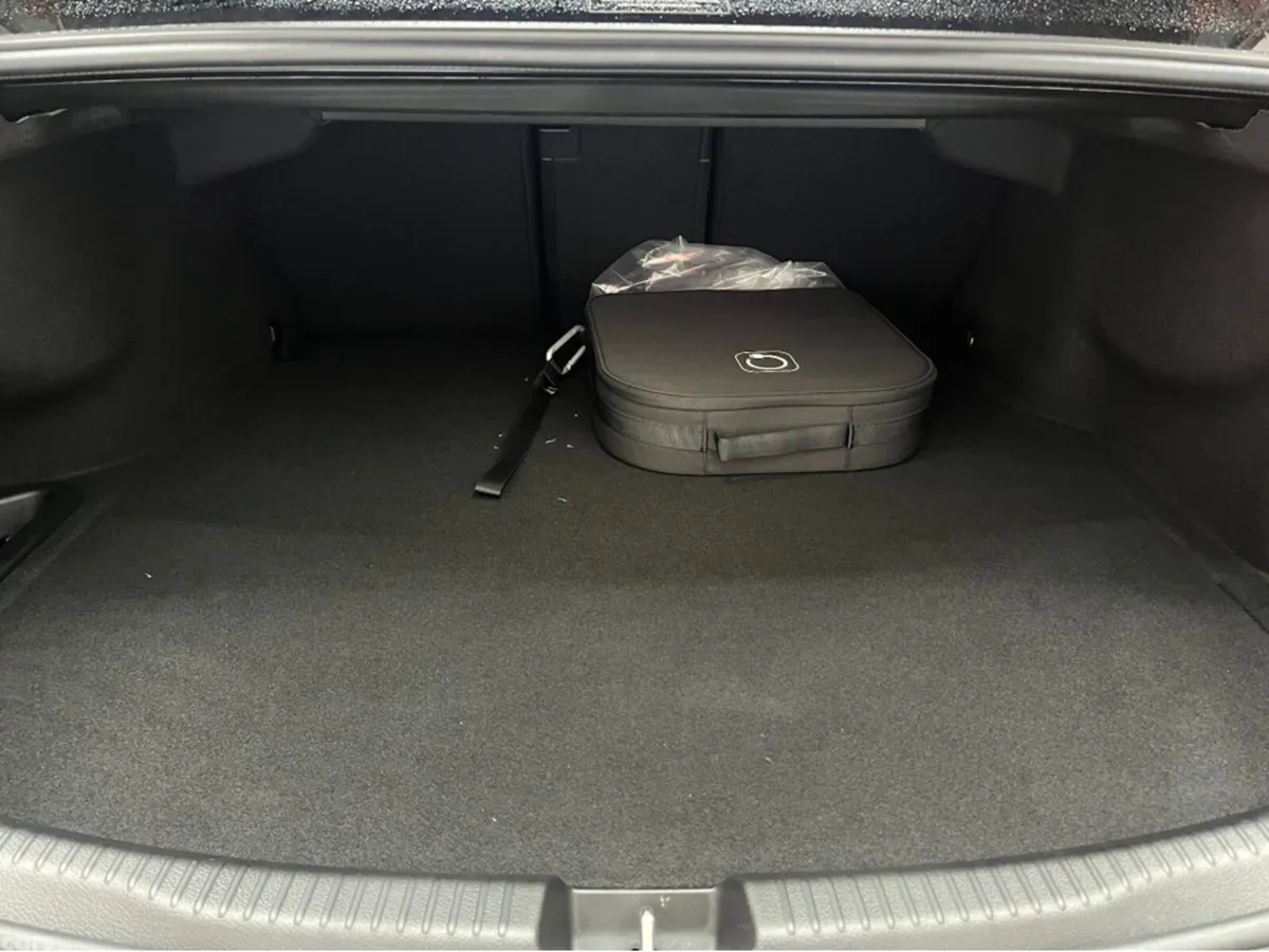 Mercedes-Benz C-Class Saloon, Petrol Plug-in Hybrid, 2024, Black
