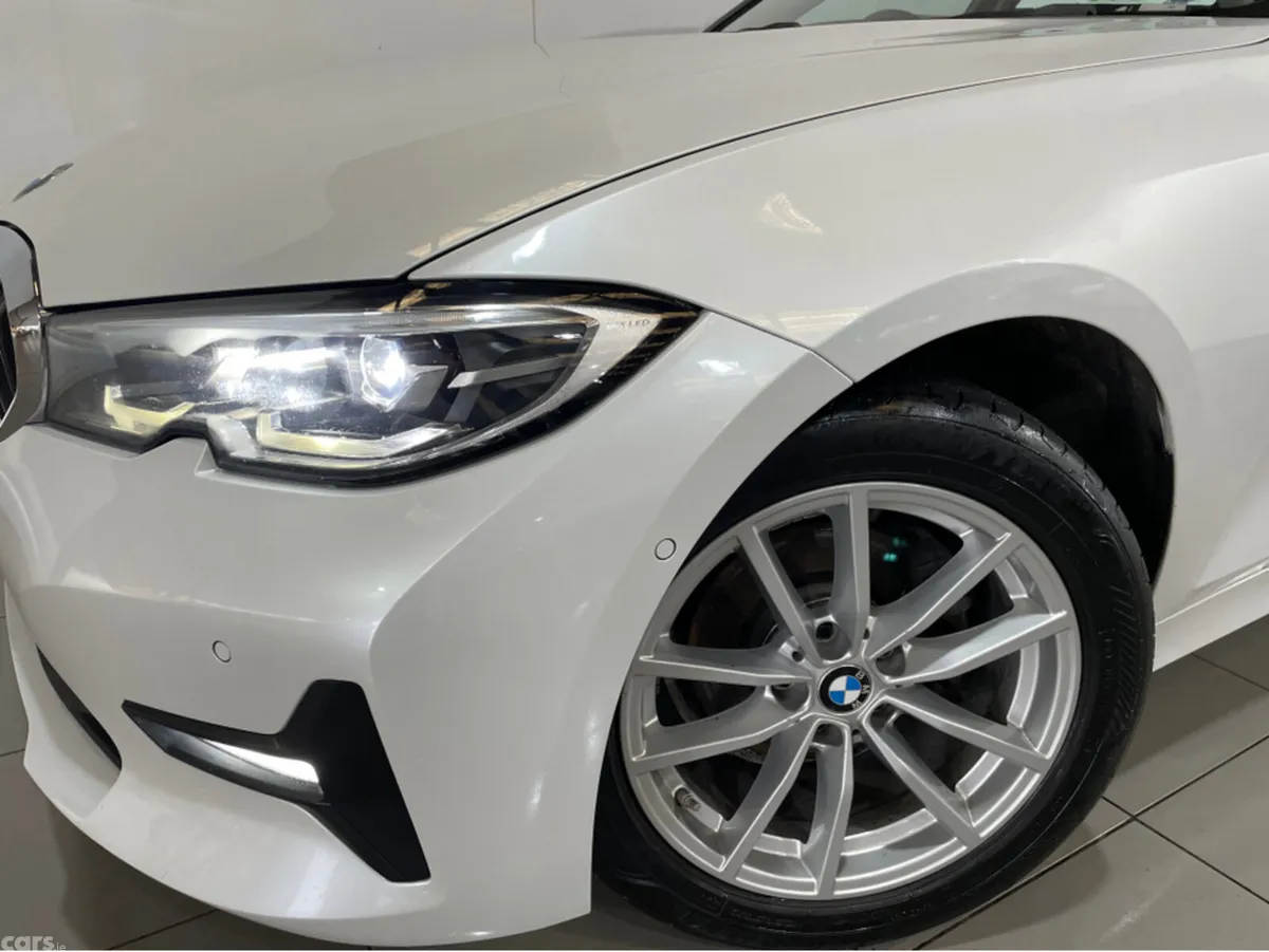 BMW 3-Series Saloon, Diesel, 2021, White
