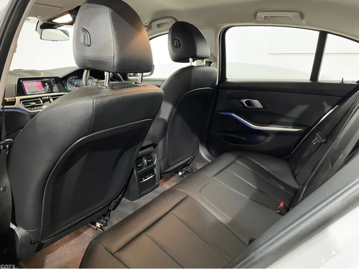 BMW 3-Series Saloon, Diesel, 2021, White