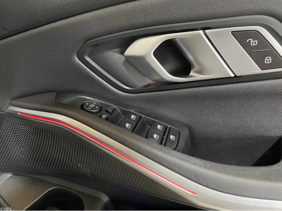 BMW 3-Series Saloon, Diesel, 2021, White