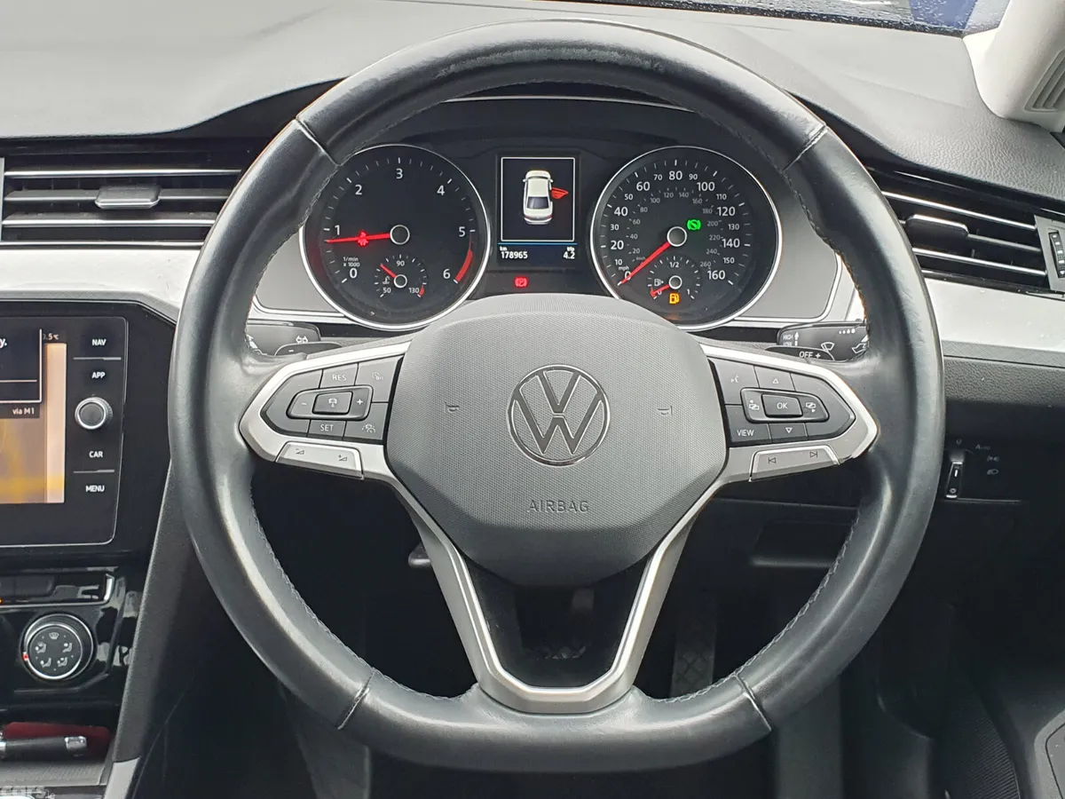 Volkswagen Passat Saloon, Diesel, 2021, Black
