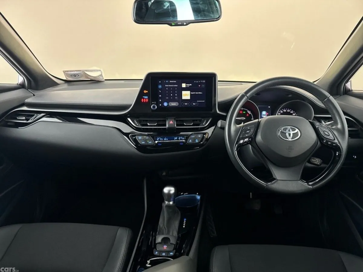 Toyota C-HR SUV, Petrol Hybrid, 2023, Purple