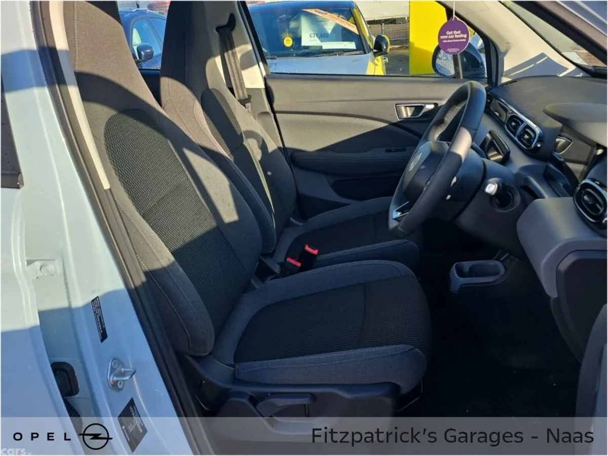 Leapmotor T03 Hatchback, Electric, 2026, Blue