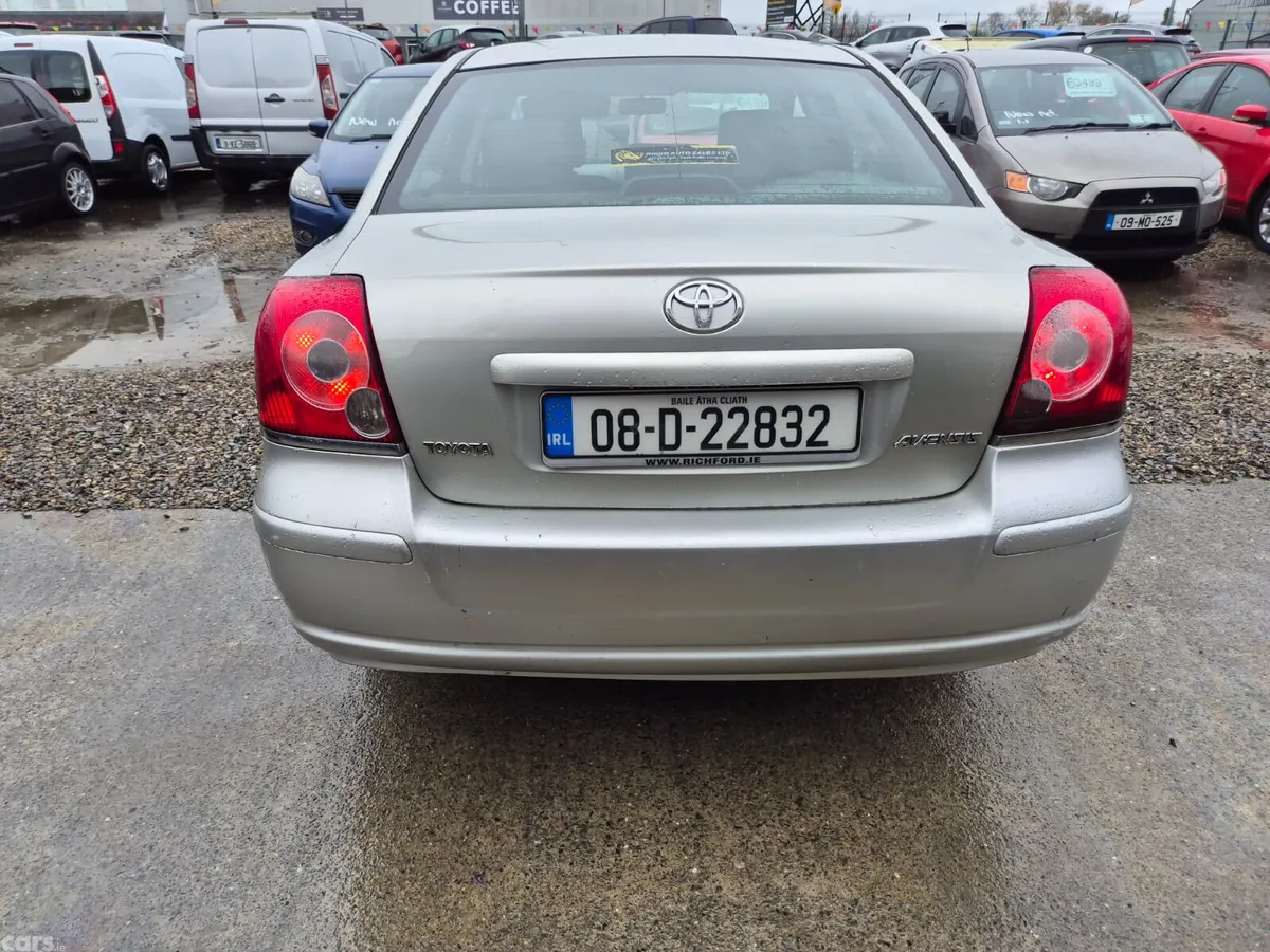 Toyota Avensis Saloon, Petrol, 2008, Silver