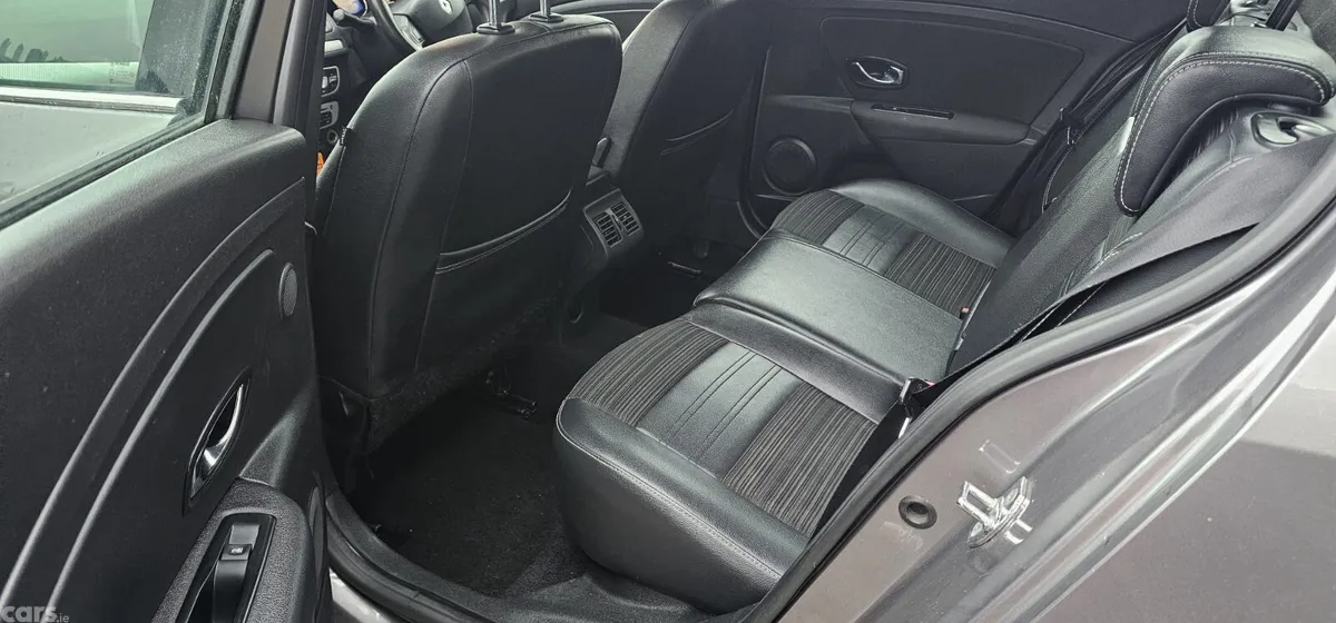 Renault Fluence Saloon, Diesel, 2016, Grey