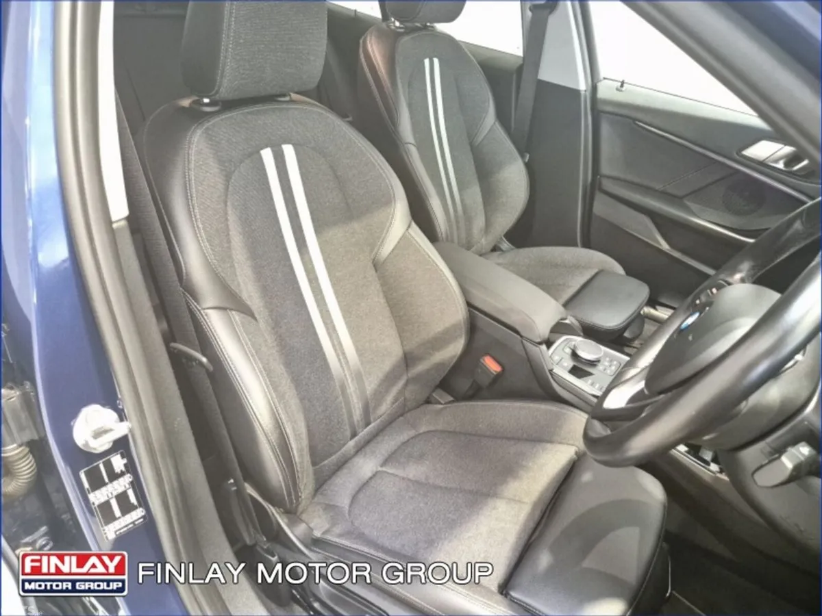 BMW 1-Series Hatchback, Diesel, 2023, Blue