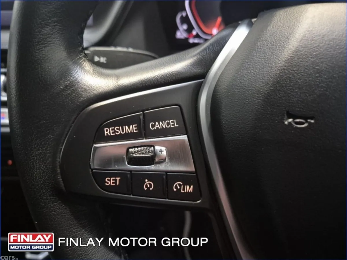 BMW 1-Series Hatchback, Diesel, 2023, Blue