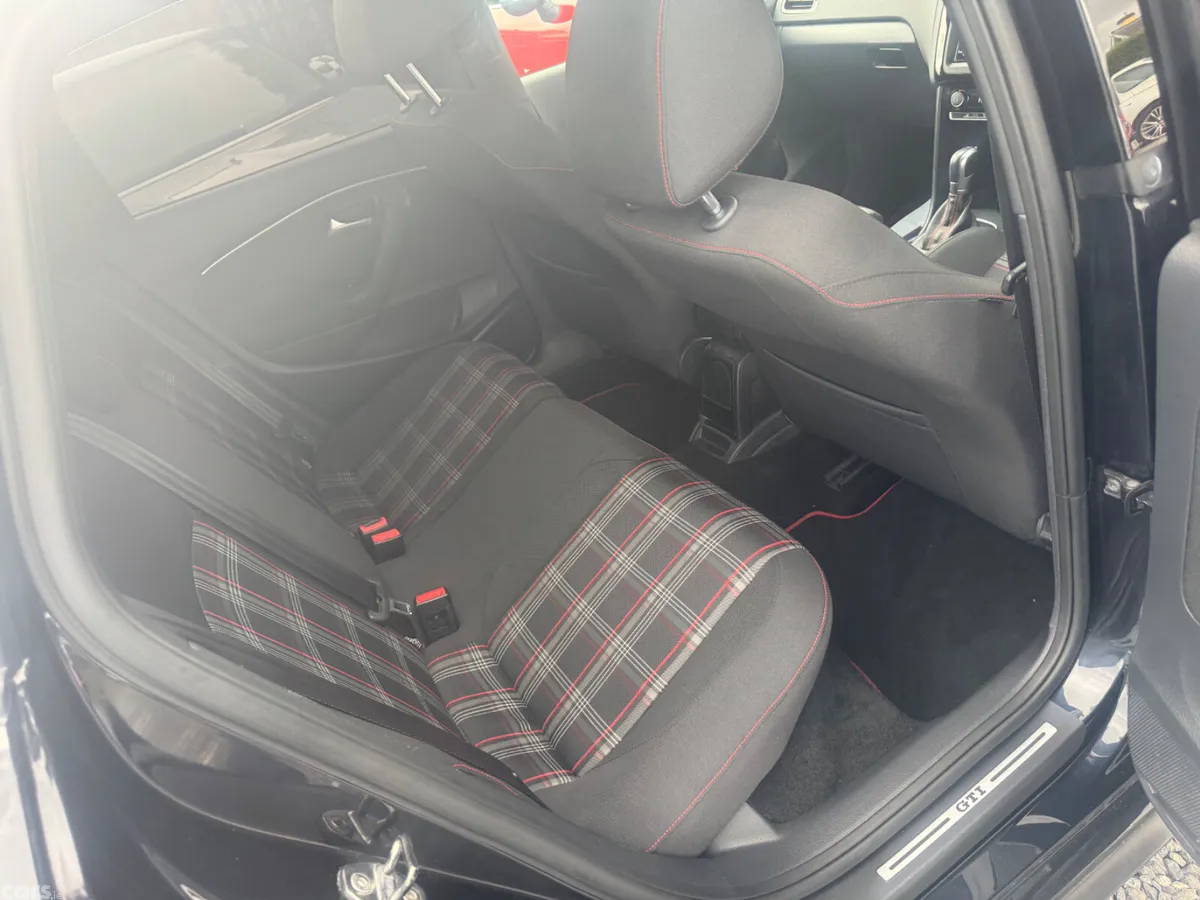 Volkswagen Polo Hatchback, Petrol, 2016, Black