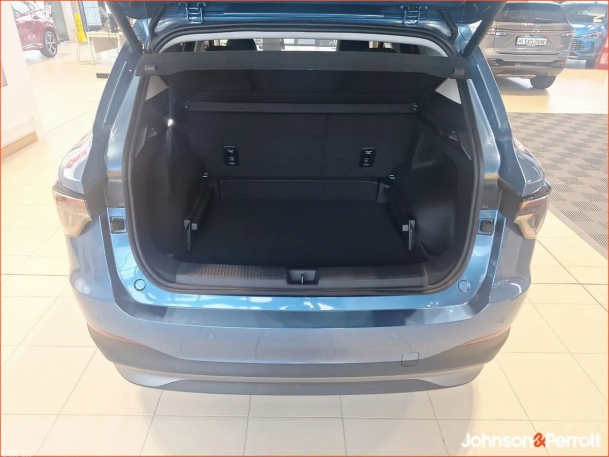 MG S5 Hatchback, Electric, 2027, Blue