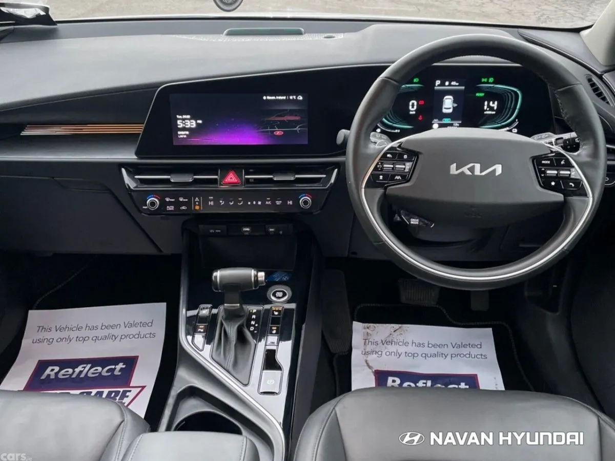 Kia Niro SUV, Petrol Hybrid, 2023, White