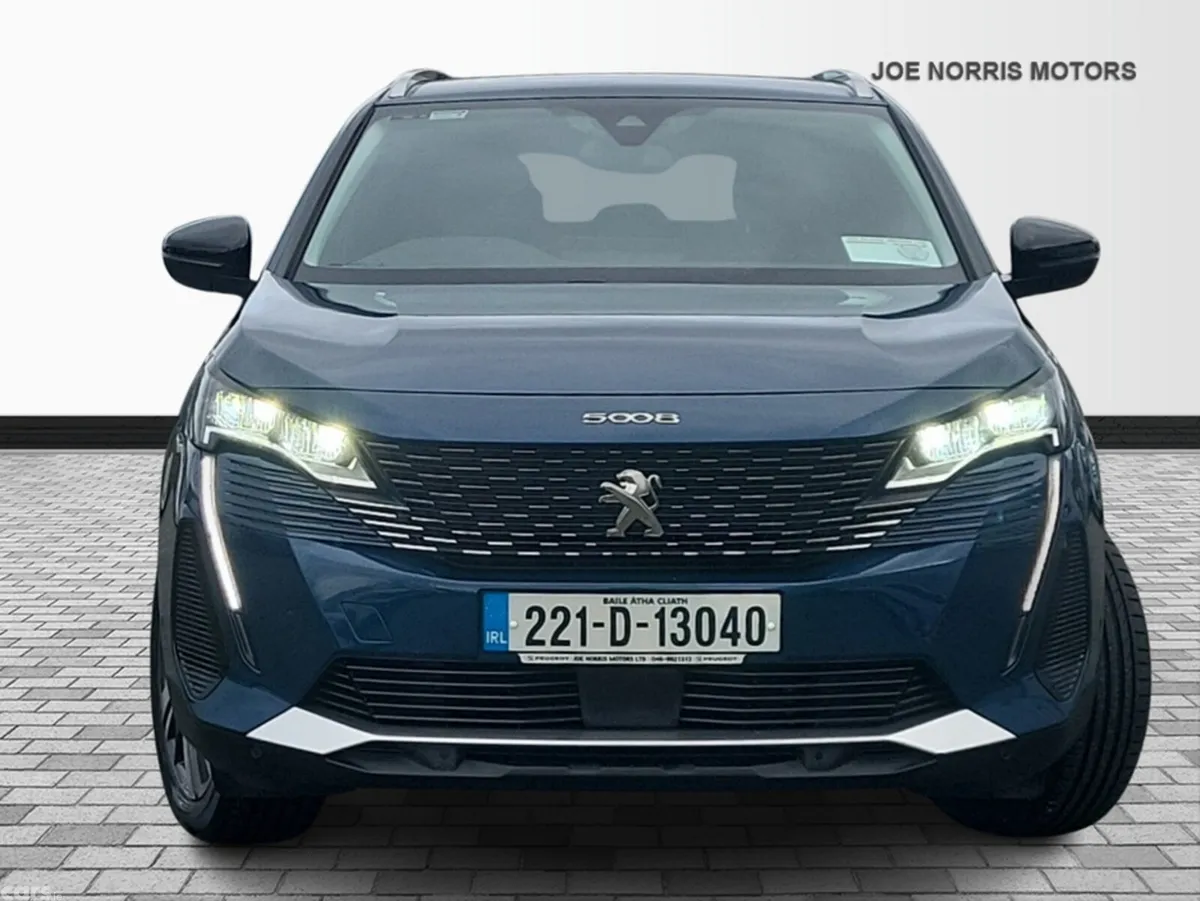 Peugeot 5008 MPV, Diesel, 2022, Blue