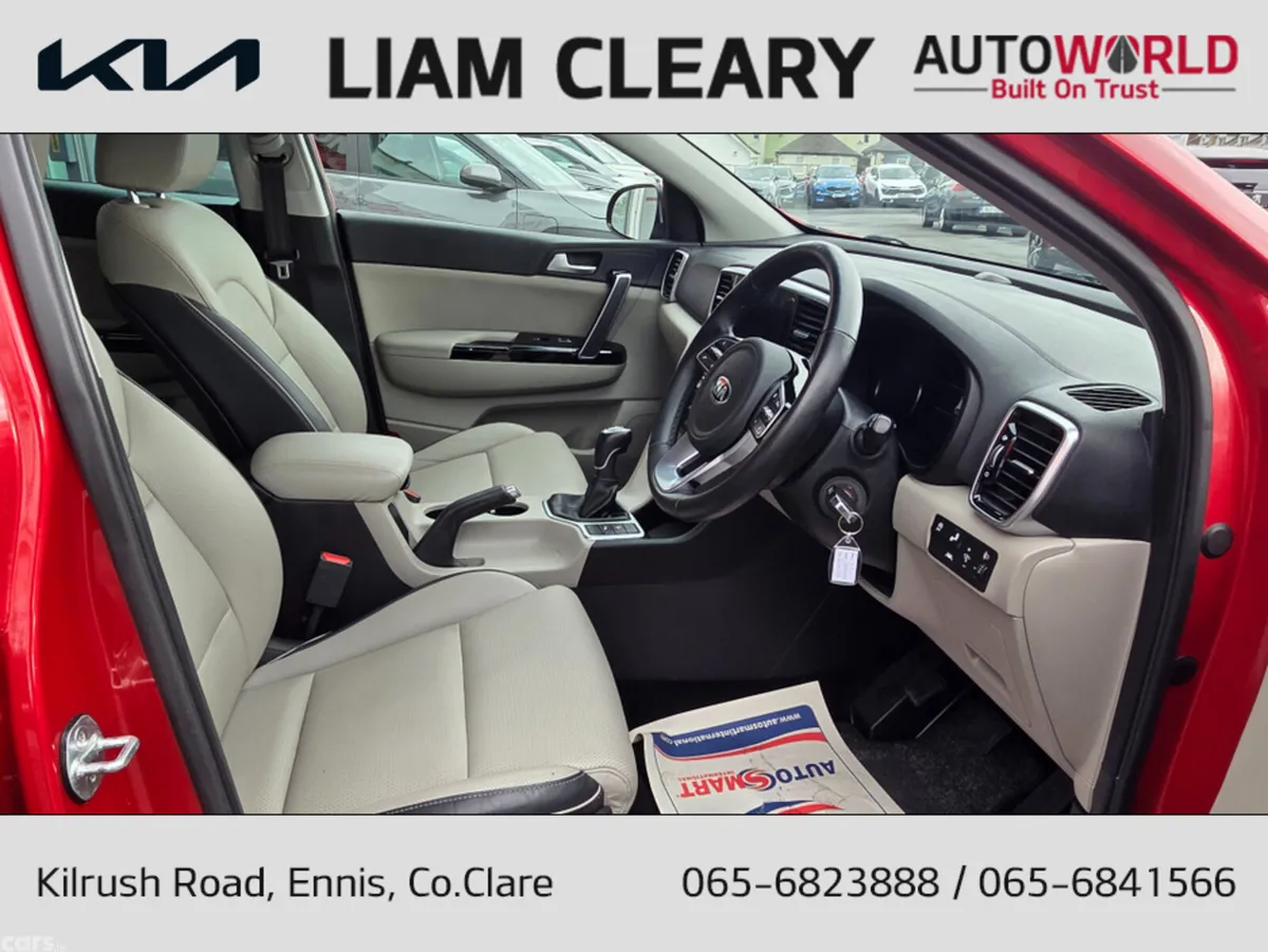 Kia Sportage MPV, Diesel Hybrid, 2021, Red