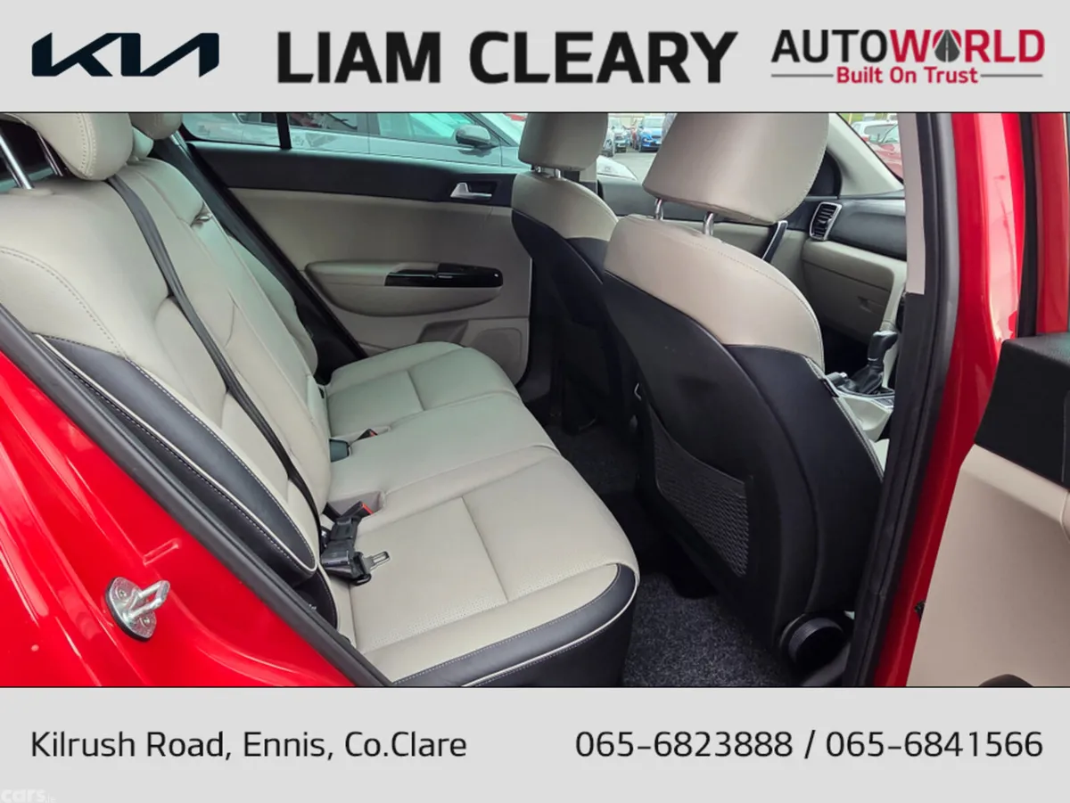 Kia Sportage MPV, Diesel Hybrid, 2021, Red