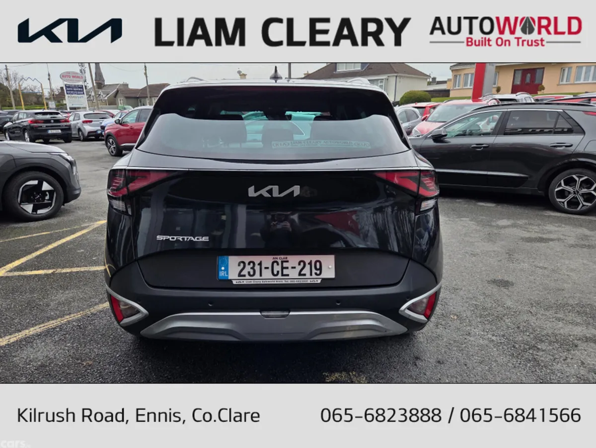 Kia Sportage MPV, Diesel Hybrid, 2023, Black