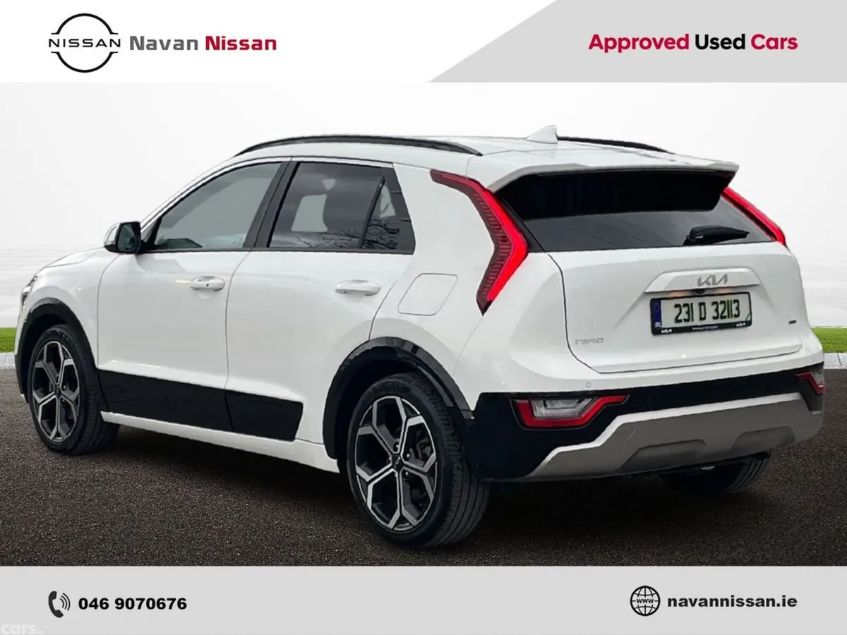 Kia Niro SUV, Petrol Hybrid, 2023, White