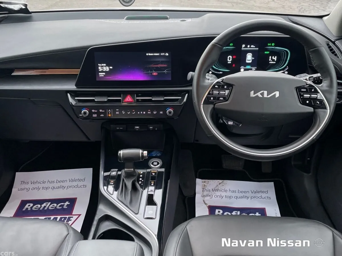 Kia Niro SUV, Petrol Hybrid, 2023, White