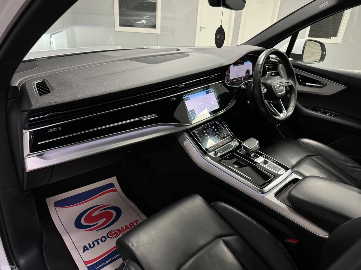 Audi Q7 SUV, Petrol Hybrid, 2020, White