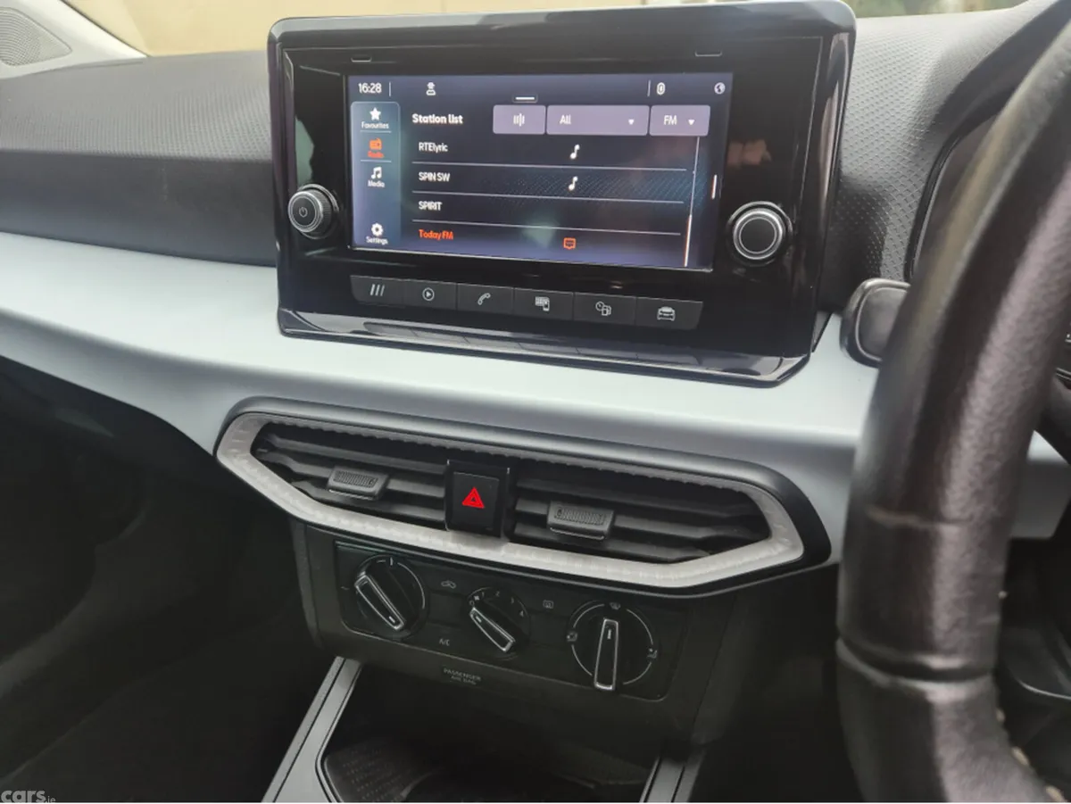 SEAT Ibiza Hatchback, Petrol, 2023, White