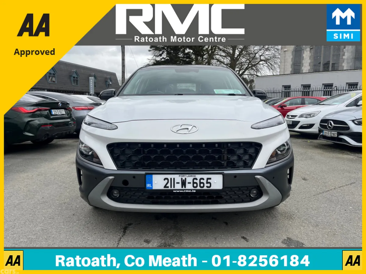 Hyundai KONA Hatchback, Petrol, 2021, White
