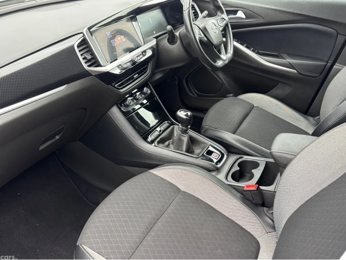 Opel Grandland MPV, Petrol, 2023, Black