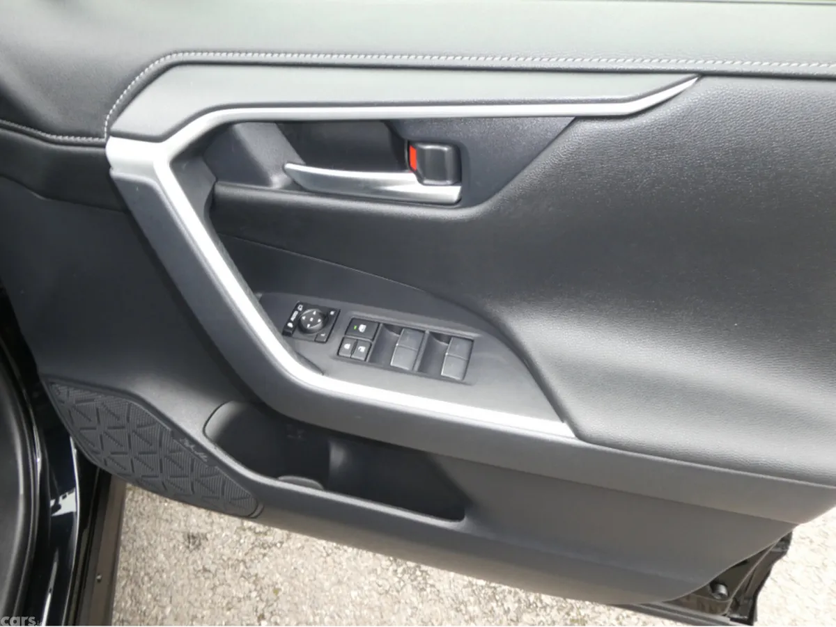 Toyota RAV4 SUV, Petrol Hybrid, 2025, Black