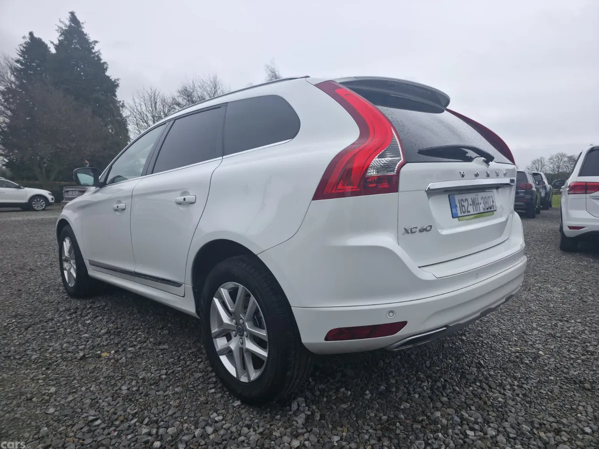 Volvo XC60 SUV, Diesel, 2016, White