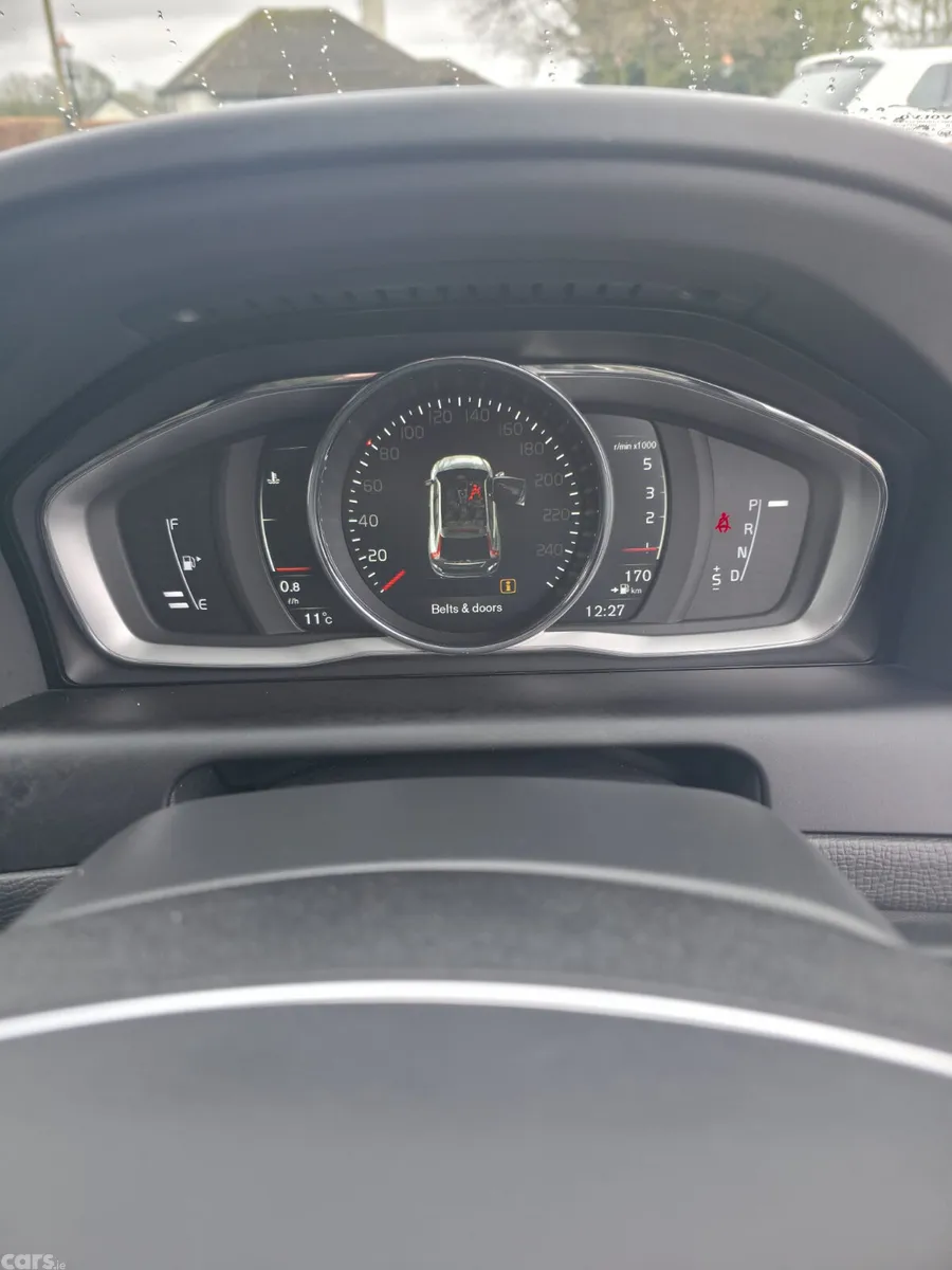 Volvo XC60 SUV, Diesel, 2016, White