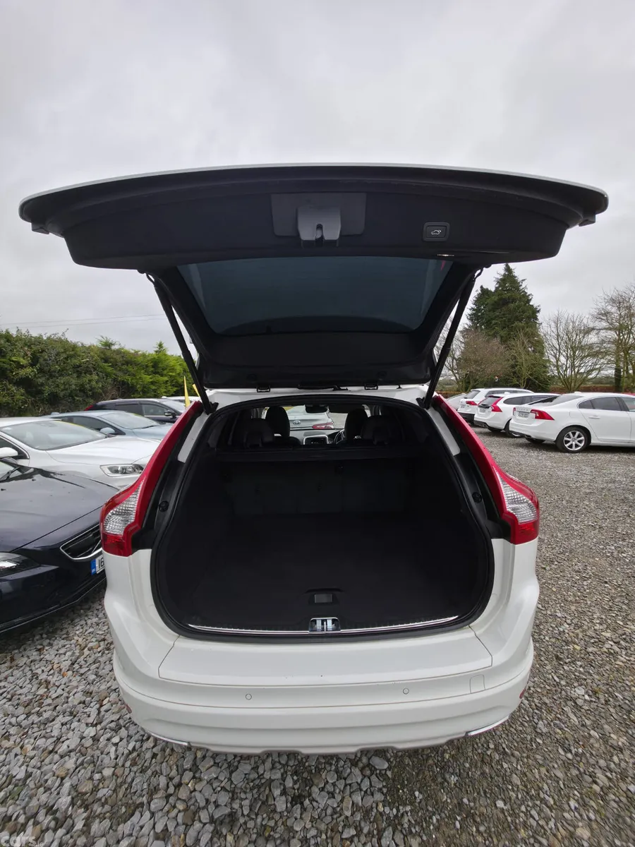 Volvo XC60 SUV, Diesel, 2016, White