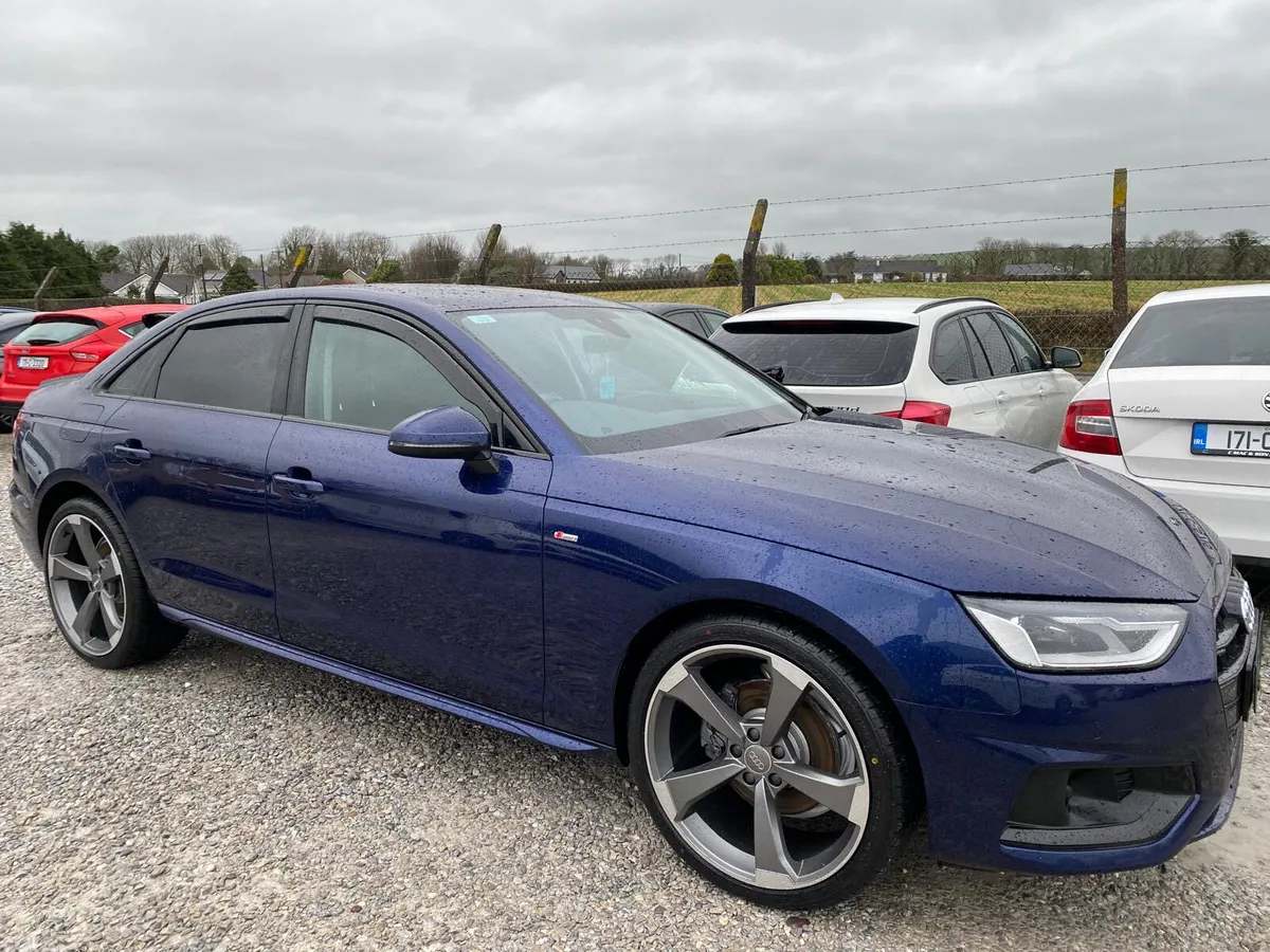 Audi A4 Saloon, Diesel, 2022, Blue
