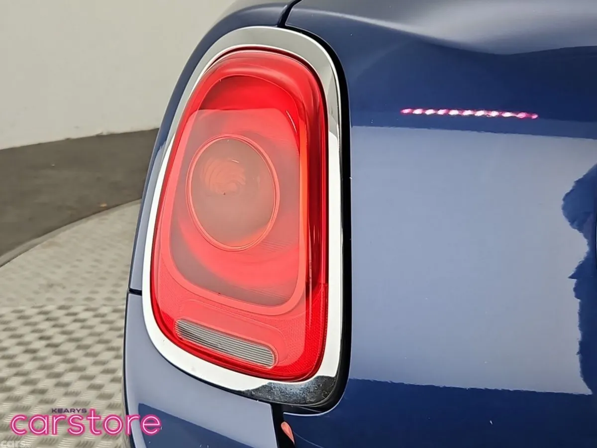 Mini Cooper Hatchback, Petrol, 2018, Blue