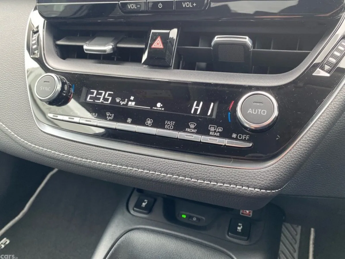 Toyota Corolla Saloon, Petrol Hybrid, 2025, Red