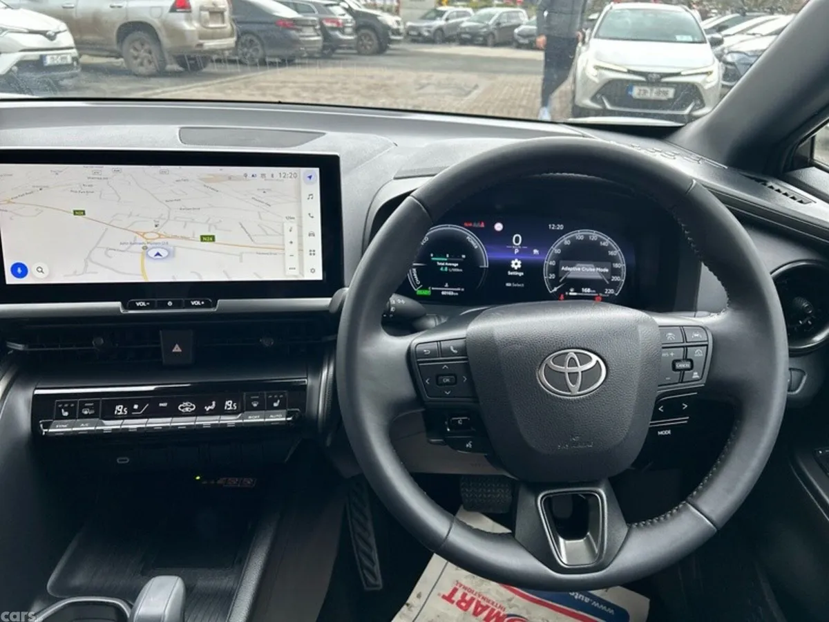 Toyota C-HR SUV, Petrol Hybrid, 2024, White