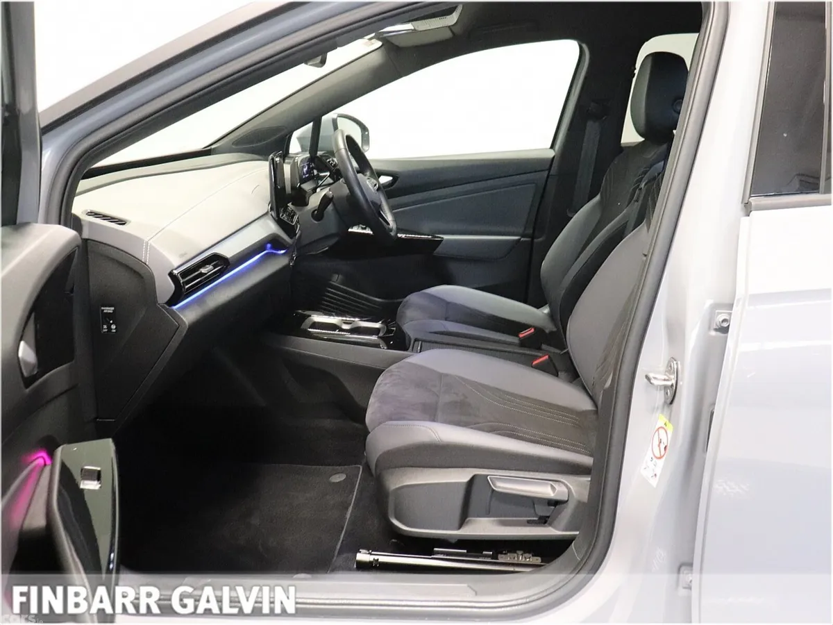 Volkswagen ID.4 SUV, Electric, 2023, Grey