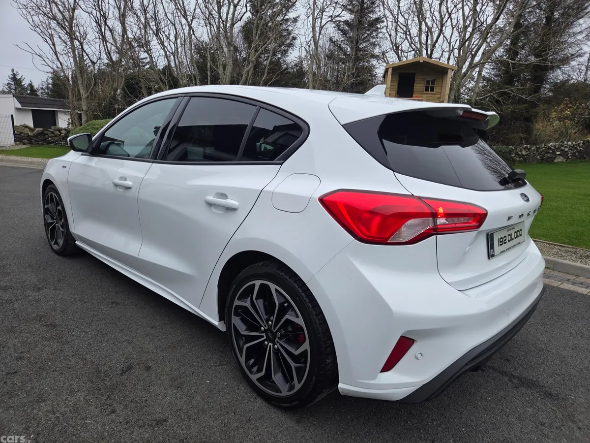 Ford Focus Hatchback, Diesel, 2019, White