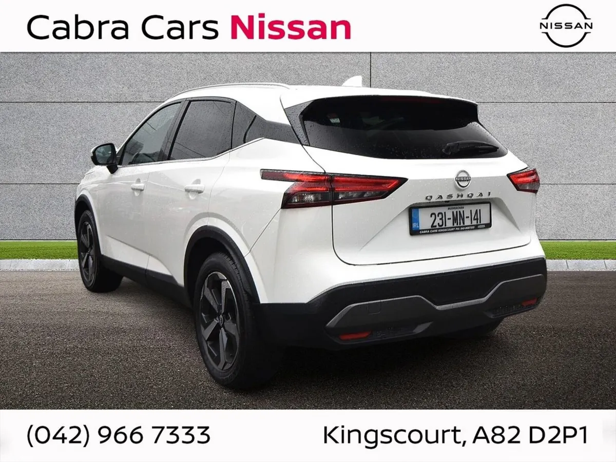 Nissan Qashqai MPV, Petrol, 2023, White