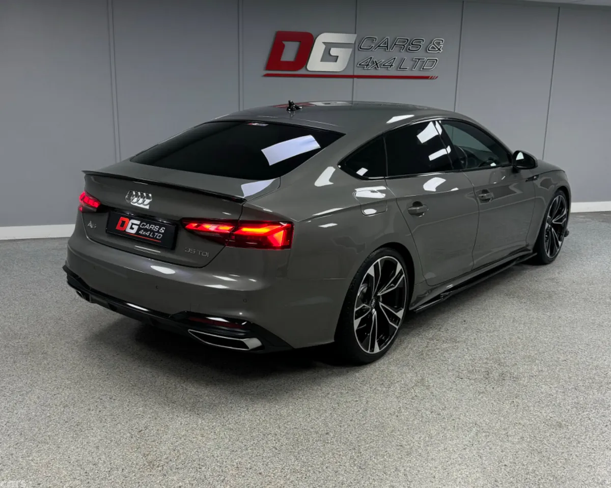 Audi A5 Hatchback, Diesel Hybrid, 2022, Grey