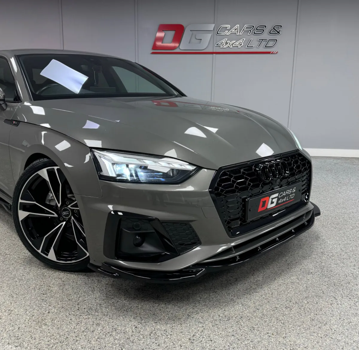 Audi A5 Hatchback, Diesel Hybrid, 2022, Grey