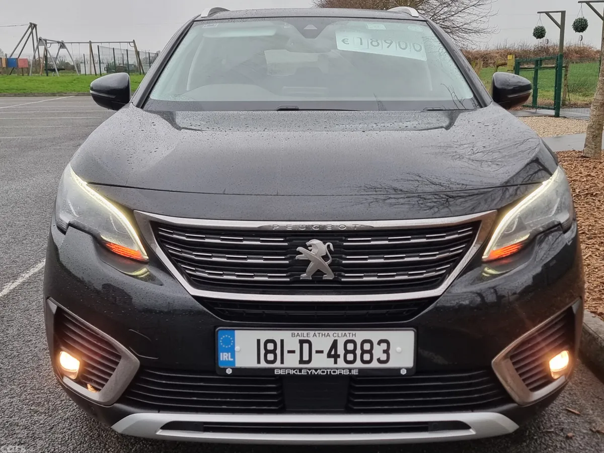 Peugeot 5008 MPV, Diesel, 2018, Black