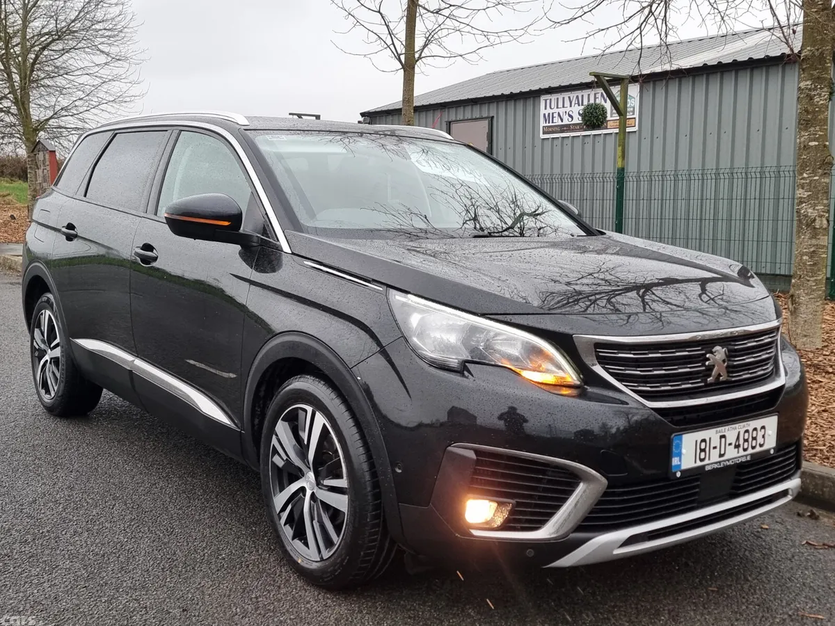 Peugeot 5008 MPV, Diesel, 2018, Black