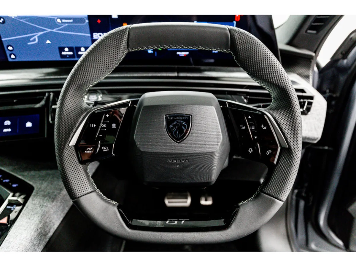 Peugeot 3008 SUV, Electric, 2026, Black