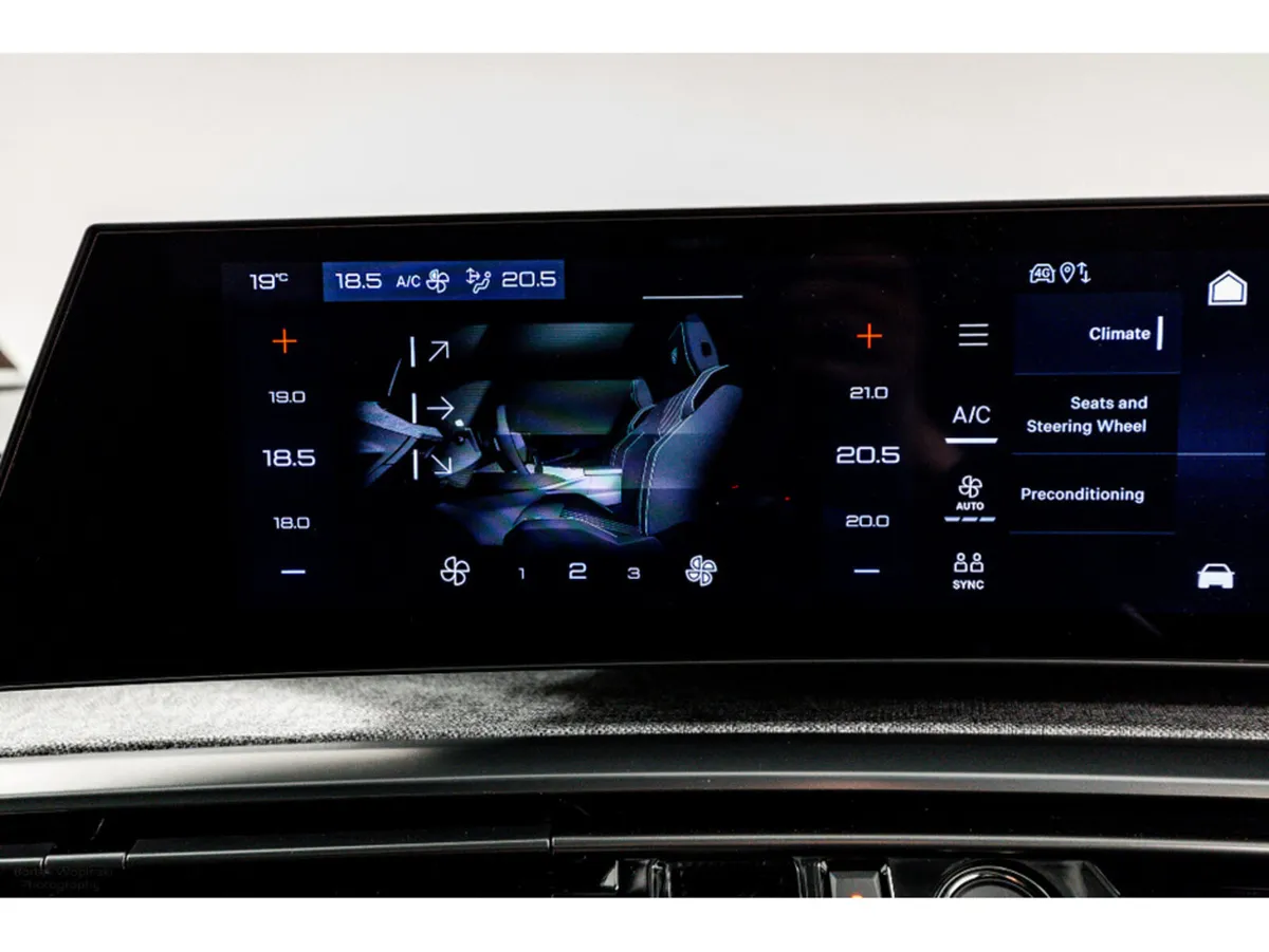 Peugeot 3008 SUV, Electric, 2026, Black