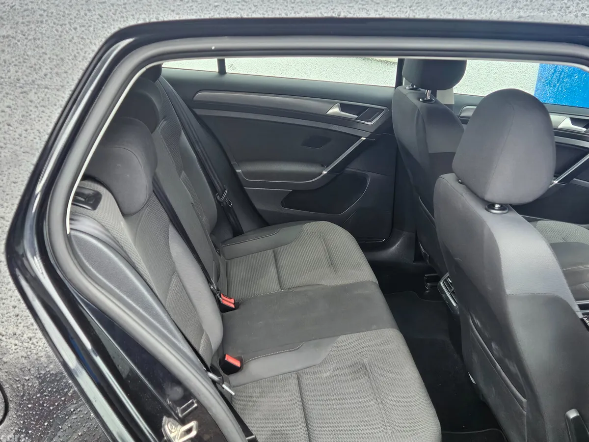 Volkswagen Golf Estate, Diesel, 2017, Black