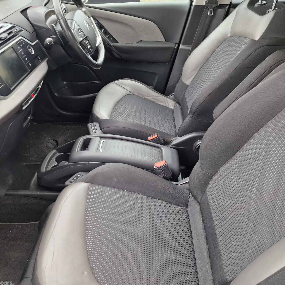 Citroen Grand C4 Picasso Hatchback, Diesel, 2015, Black