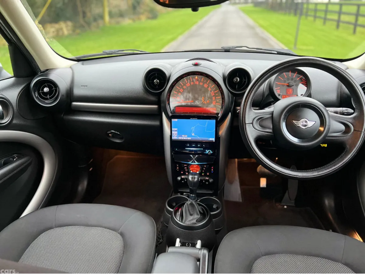 Mini Cooper Estate, Petrol, 2016, Black