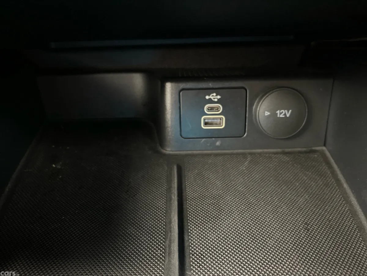 Ford Focus Hatchback, Petrol, 2025, Grey
