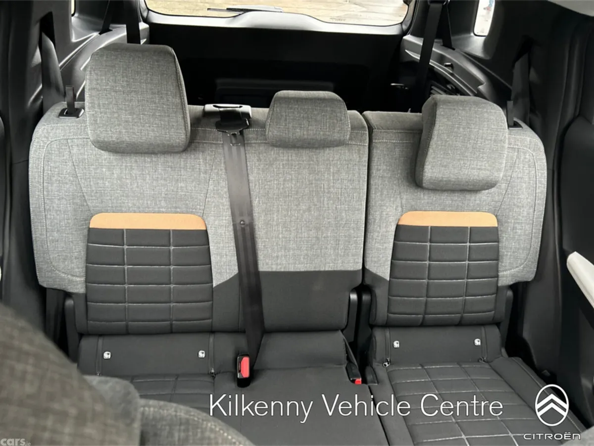 Citroen C3 Aircross Hatchback, Petrol Hybrid, 2026, Silver