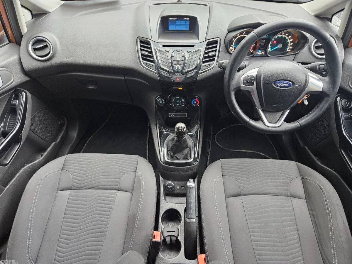 Ford Fiesta Hatchback, Petrol, 2017, Brown