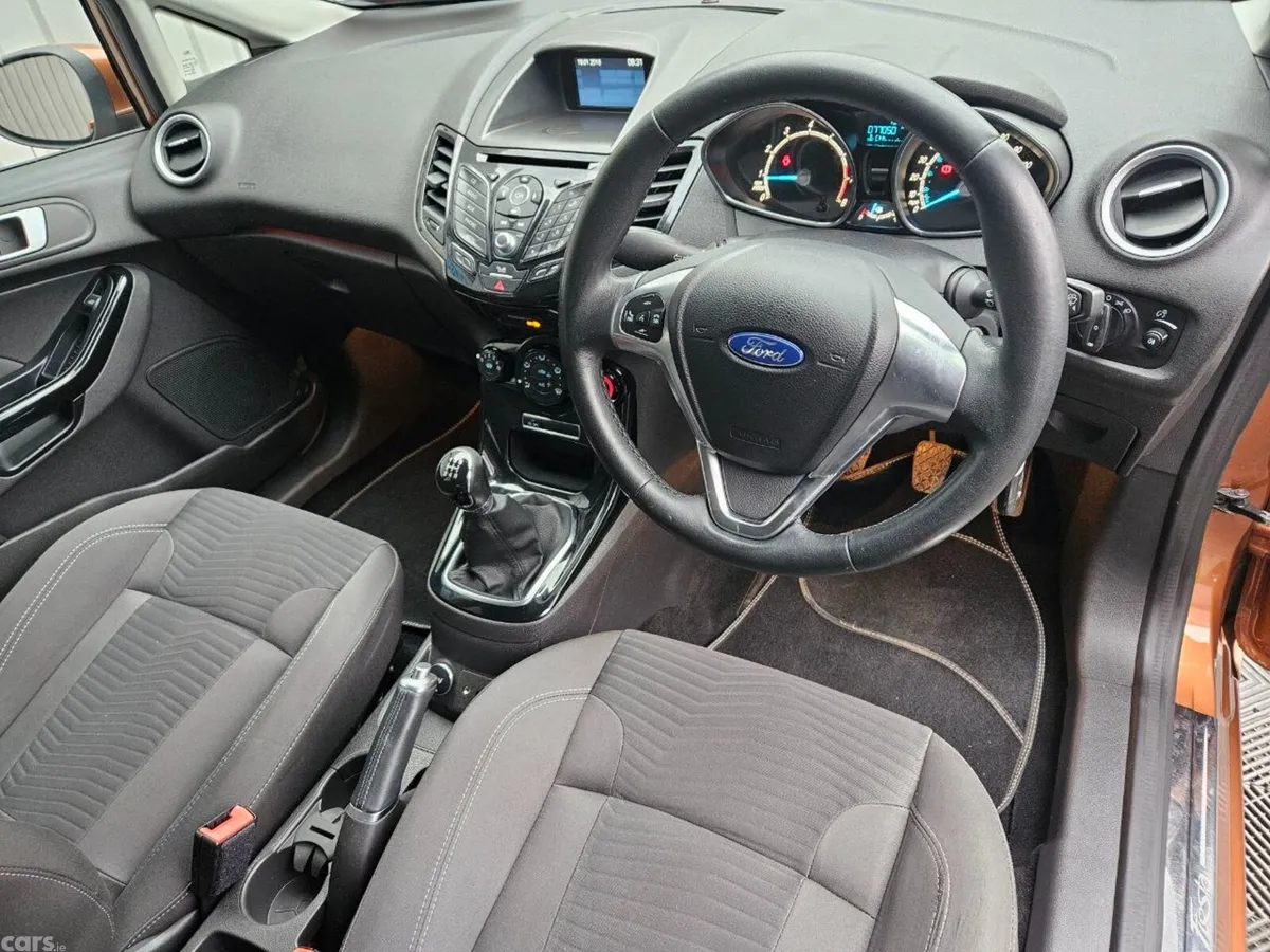 Ford Fiesta Hatchback, Petrol, 2017, Brown